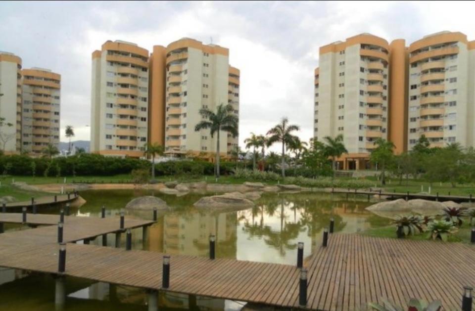 Mountain, Lake And Pool View Apartment Rio de Janeiro Quarto foto